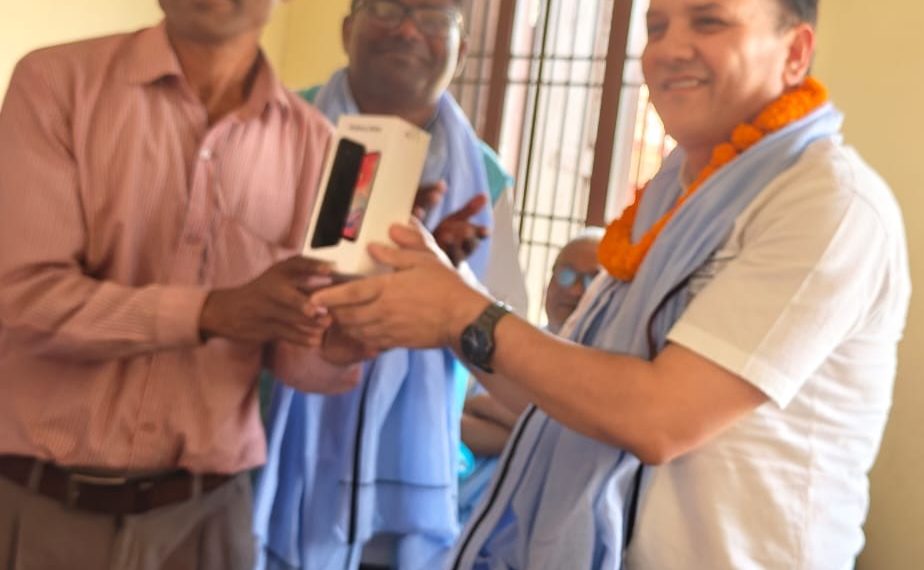 Padmoday Foundation Donates Mobile Phone to Nepal Red Cross Sub-Branch Dhangadhimai for Public Communication Services